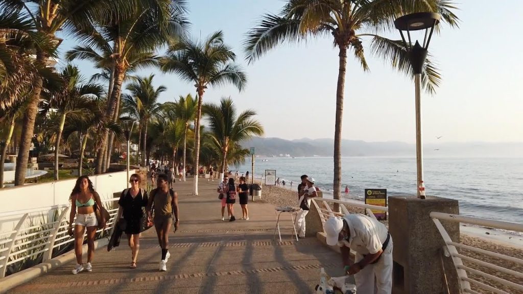 Walk through Puerto Vallarta – Mexico – Malecon & Romantic Zone 2021 Walk through Puerto Vallarta - Mexico - Malecon & Romantic Zone 2021