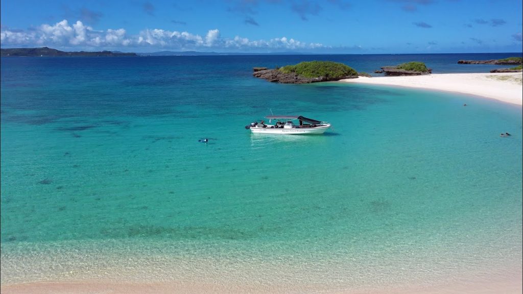 Xpower Okinawa island hopping and water activities trip. 沖縄本島ホッピングとウォーターアクティビティ旅行。