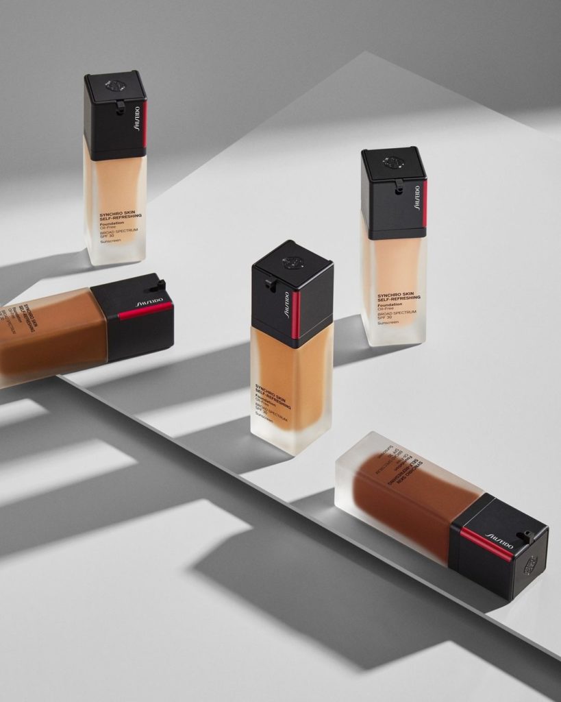 SHISEIDO: SYNCHRO SKIN SELF-REFRESHING Foundation won’t let you down—even as temperatures … SYNCHRO SKIN SELF-REFRESHING Foundation won’t let you down—even as temperatures ...