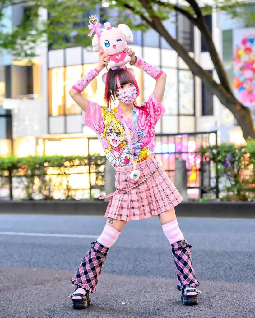 AkiraMeron (@akira_mero) - who has become a regular around Harajuku this year - ...
