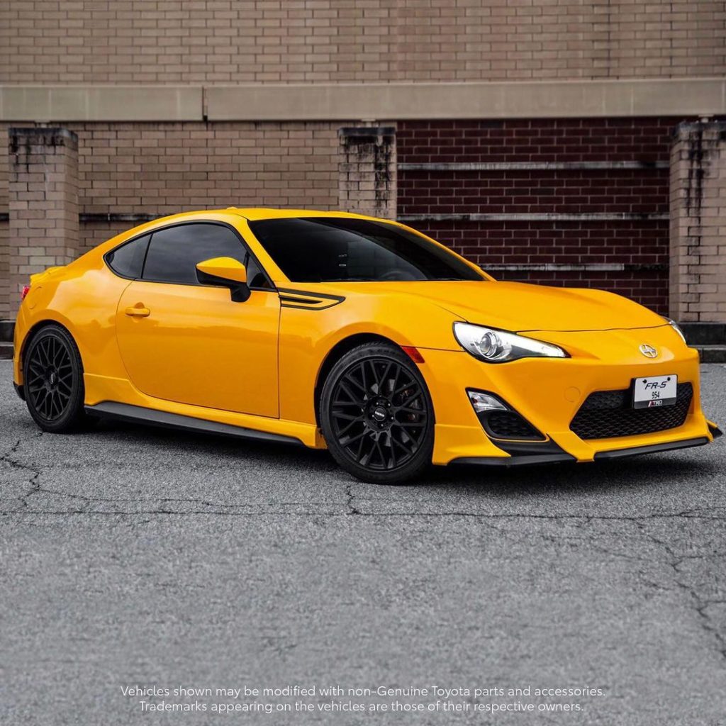 : Jeffrey W., Chance W.  Turning #FanFriday up a few notches for #86Day! #Toyota...