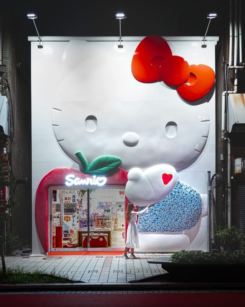 Visit Japan: Hello, Hello Kitty! A much-loved Japanese icon, Hello Kitty is your quintessent… Hello, Hello Kitty! A much-loved Japanese icon, Hello Kitty is your quintessent...