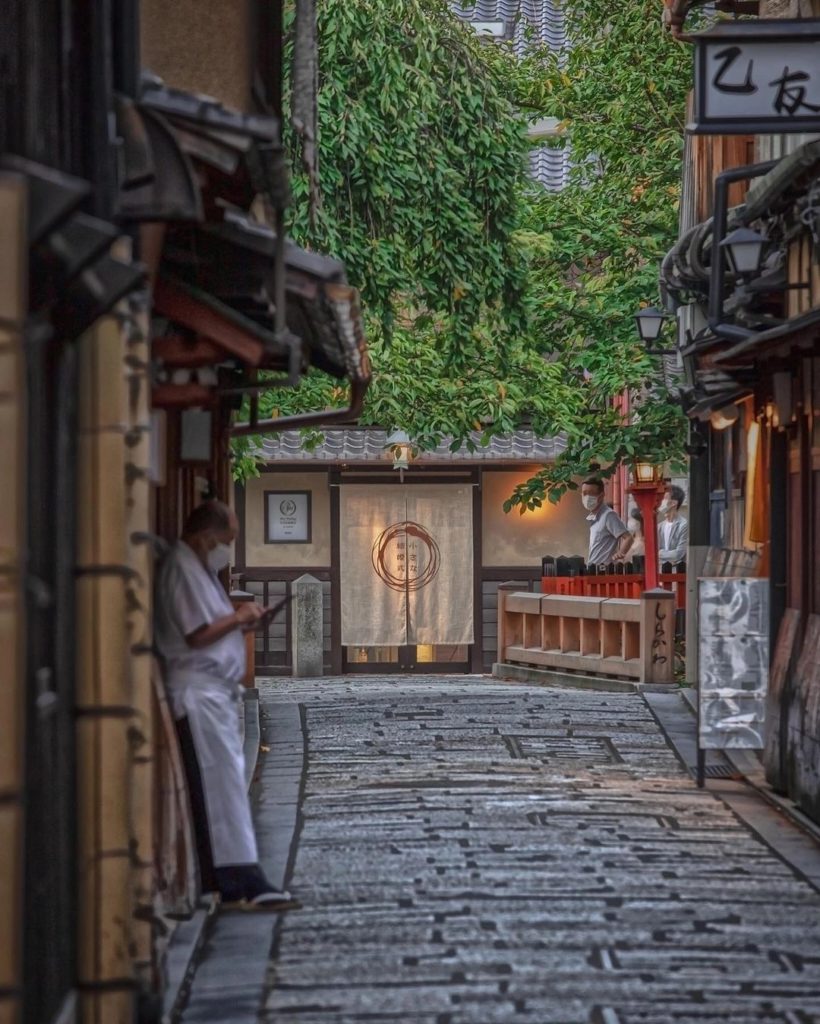 Japan Travel: Break time on the streets of Kyoto
: @sakurooo
—-
Gion Shinbashi, #Kyoto
… Break time on the streets of Kyoto
: @sakuro_o_o
----
Gion Shinbashi, #Kyoto
...