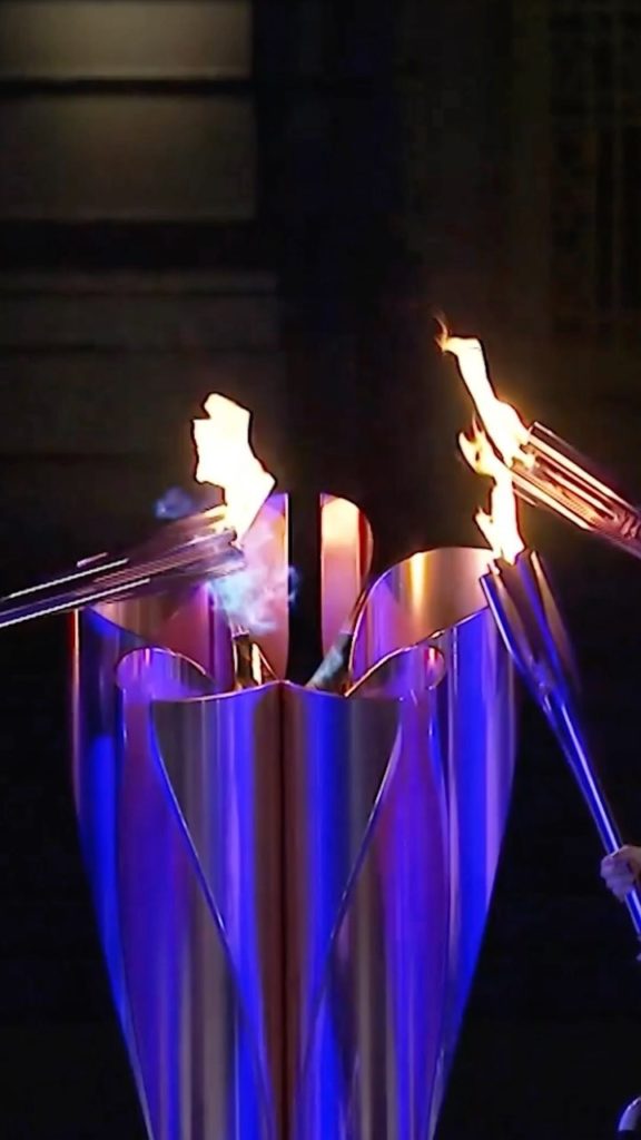4⃣8⃣ becomes 1⃣.  This is your @paralympics  flame!  #Shar...