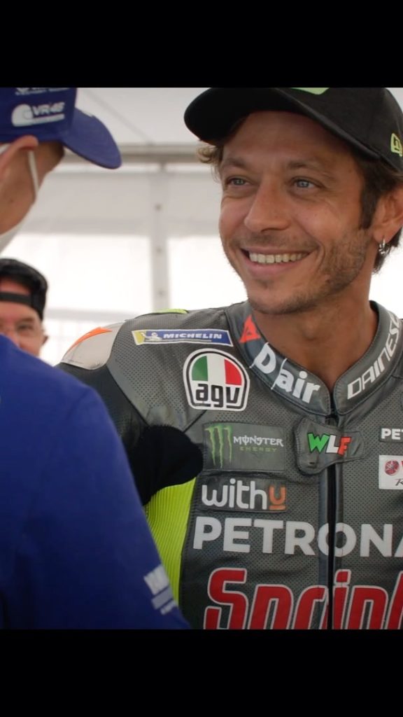 @themastercamp students are living the dream  Riding YZF-R3s at the @circuitodi...