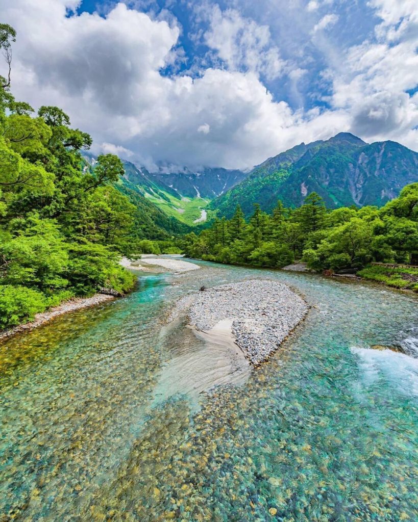 Visit Japan: To visit Kamikochi is to feel that you are experiencing nature in its most prist… To visit Kamikochi is to feel that you are experiencing nature in its most prist...