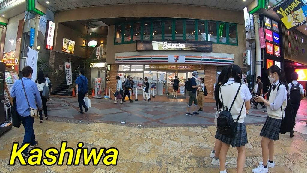 夏休み夕方の柏駅周辺を散歩!(Japan Walking around Kashiwa Station)【2021年8月】 夏休み夕方の柏駅周辺を散歩!(Japan Walking around Kashiwa Station)【2021年8月】