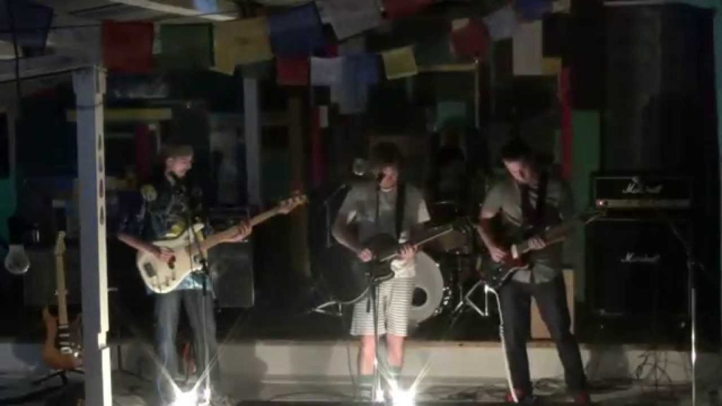 Worst Case Scenario (Sayaku No Bai) band - Living in Niigata - Live