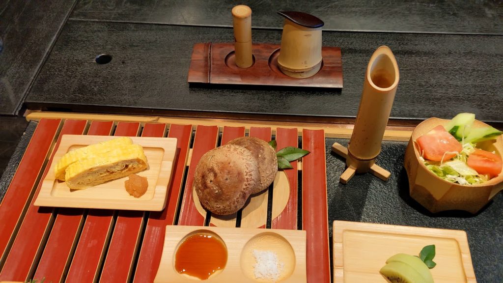 Kurokawa Onsen, Kumamoto (熊本県黒川温泉) - Breakfast #1 at Takefue (竹ふえ) 2021 Mar. 01