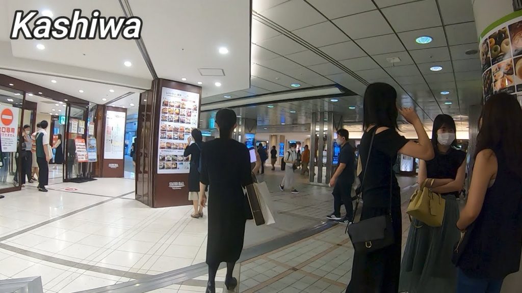 休日で若者がにぎあう柏駅周辺を散歩!(Japan Walking around Kashiwa Station)【2021年8月】 休日で若者がにぎあう柏駅周辺を散歩!(Japan Walking around Kashiwa Station)【2021年8月】