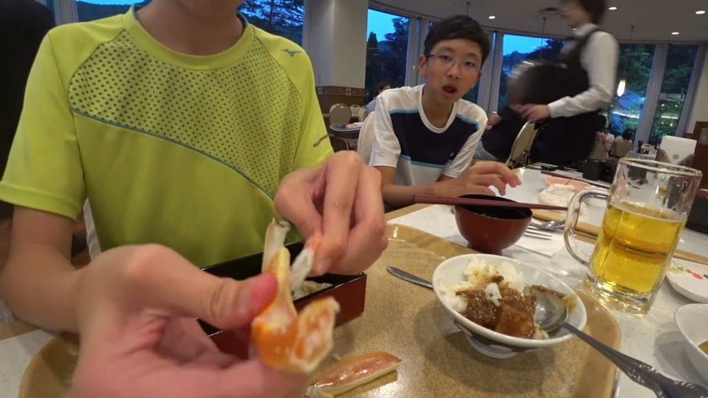 2017 SUMMER ~ 北海道 DAY 1：登別格蘭登酒店，地獄谷鬼之花火，閻魔殿變臉