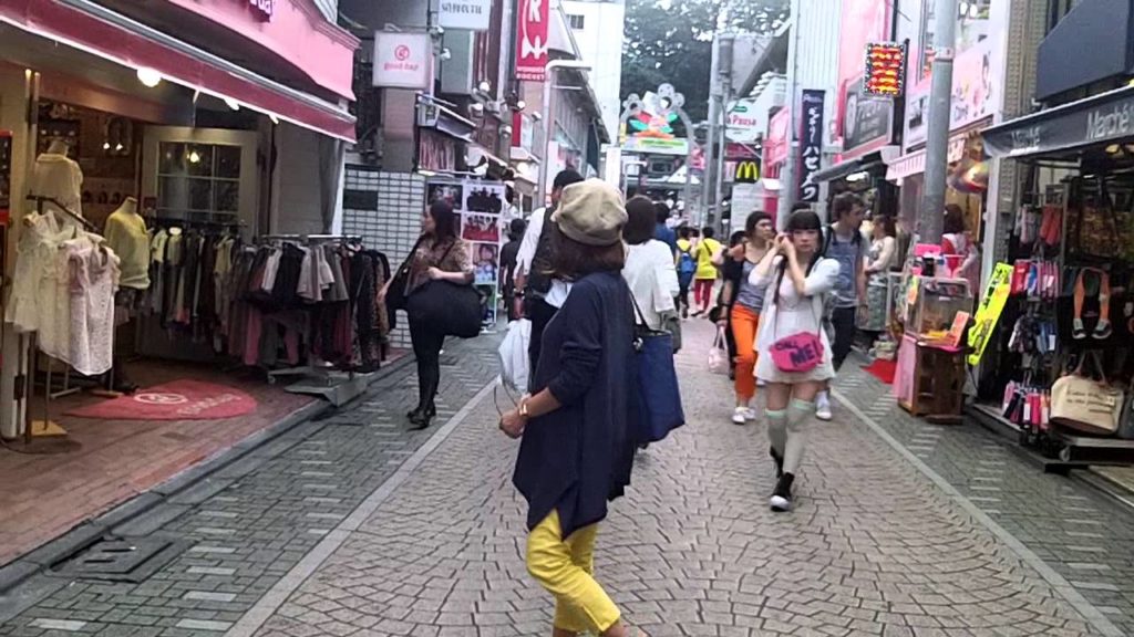 Talking to a former police officer in Tokyo Japan Travel Video