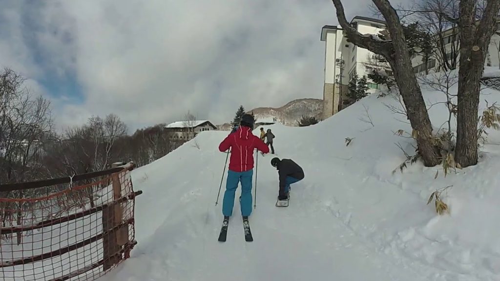 Snowboarding in Shiga Kōgen (志賀高原), Nagano, Japan  [360 4K VR]