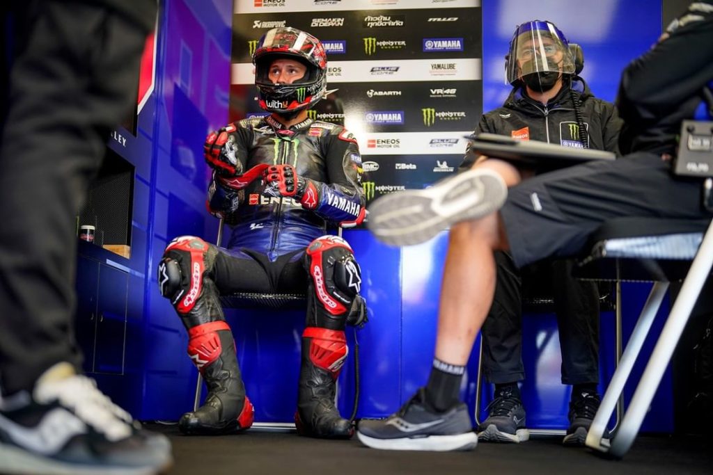 Let's get the Monster Energy British Grand Prix started  

#MonsterYamaha | #Mot...