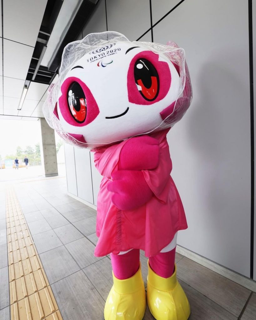 The content you need on a rainy day!  

We love youuuuu, @someity Please stop be...