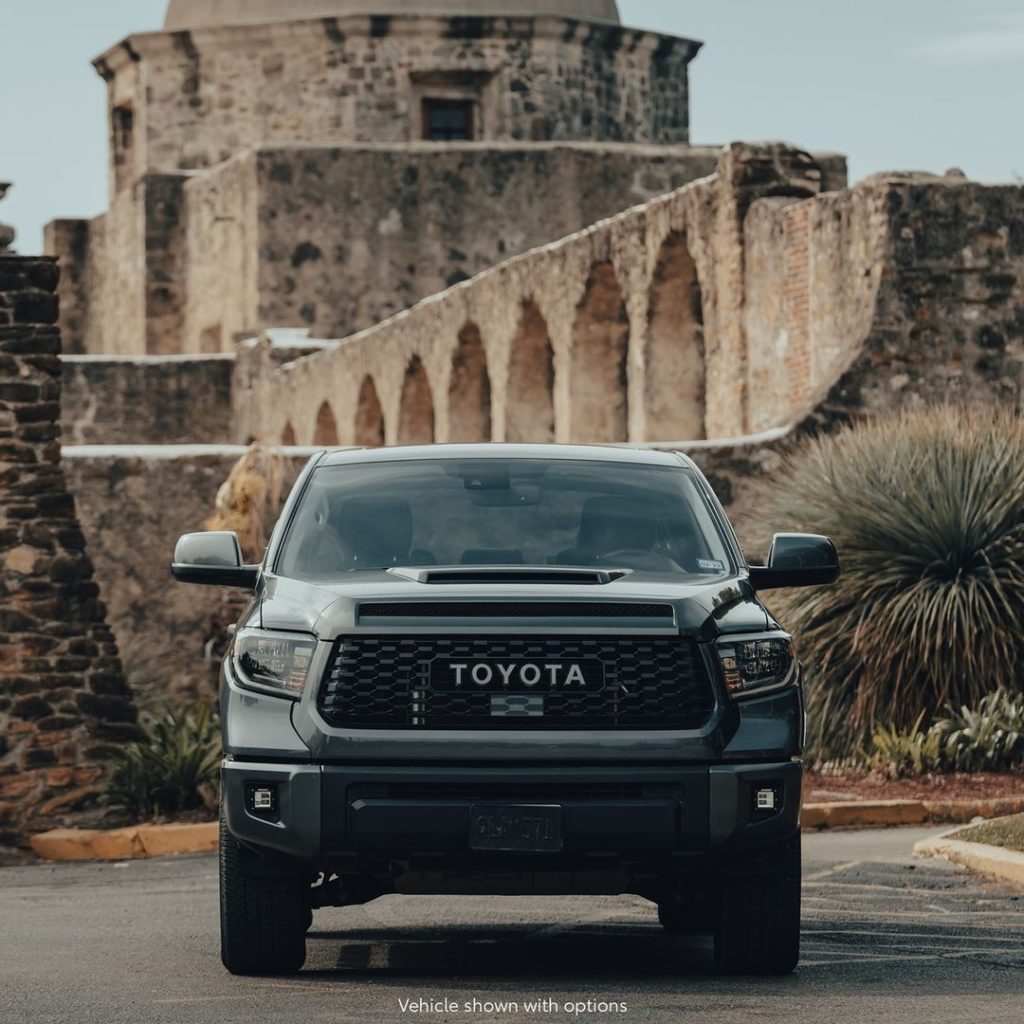 On a 𝙢𝙞𝙨𝙨𝙞𝙤𝙣. #Tundra #LetsGoPlaces...