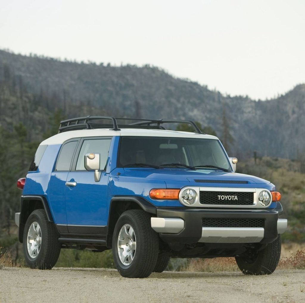 All spruced up with no where to go.  #TBT 2007 #FJCruiser #LetsGoPlaces...