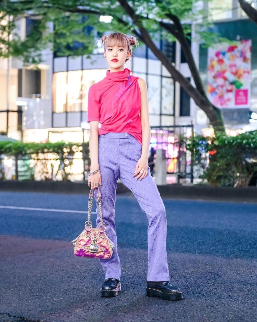 Japanese street style personality Rikarin (@rikarin0526) on the street in Haraju...