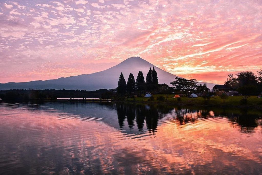 Japan Airline: .
Mt. Fuji at sunrise, as seen from the camping ground at Lake Tanuki.
Doesn’t t… .
Mt. Fuji at sunrise, as seen from the camping ground at Lake Tanuki.
Doesn’t t...