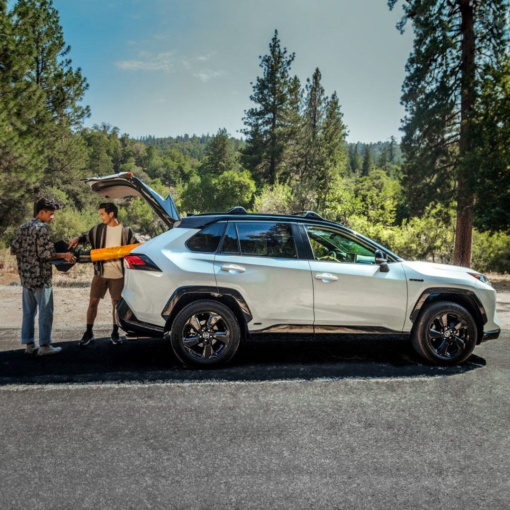 This is your sign to “shoot for the moon” and go on that road trip!  #MidAutumnF...