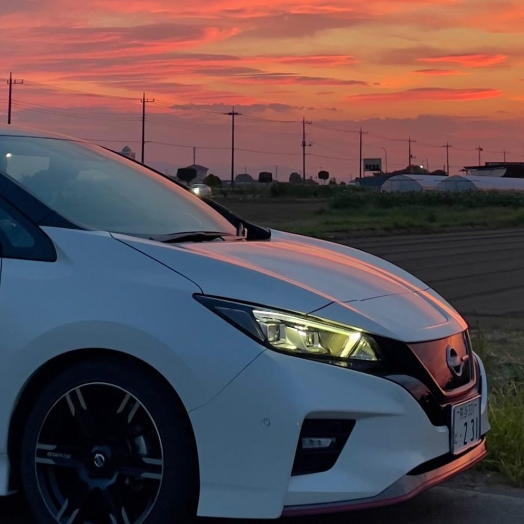 Where’s your favorite spot to watch the sunset? #NissanLEAF #Nissan⁣
: @aranao_r...