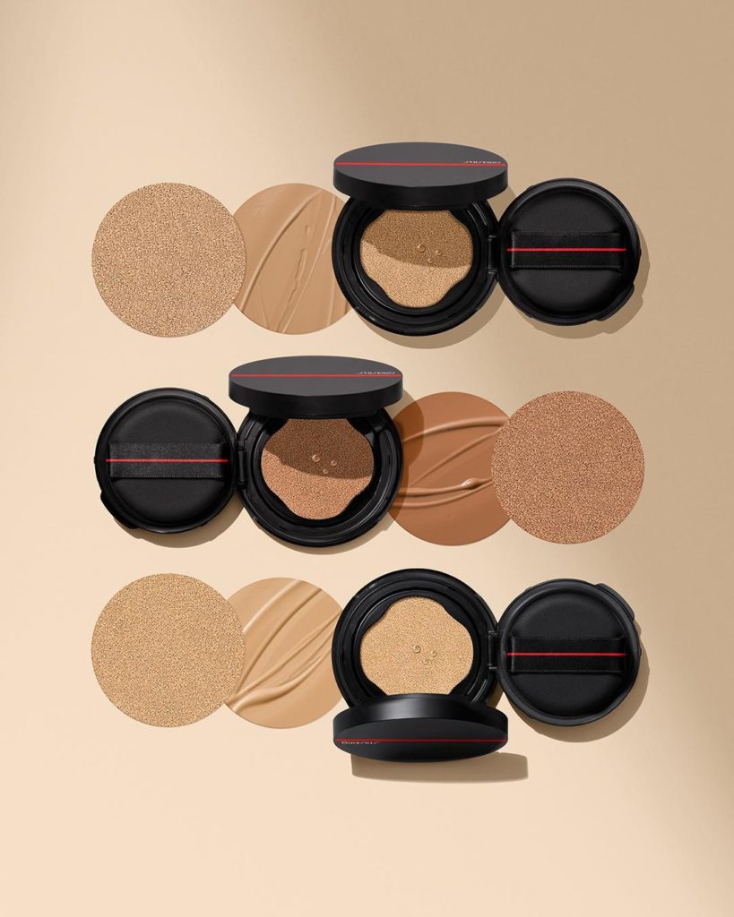 Weightless. Long-lasting. Portable. Take our SYNCHRO SKIN SELF-REFRESHING Cushio...