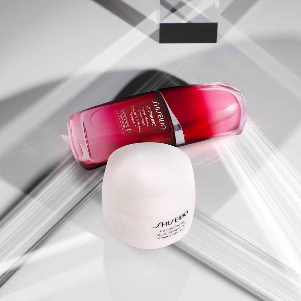 Fast or effective? You don’t have to choose. Essential Energy hydrates skin, whi...