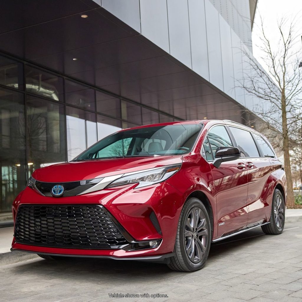 Leave your mark. #Sienna #Hybrid #LetsGoPlaces...