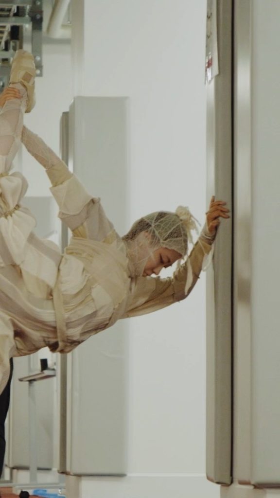 With only few days left until we say farewell to our followers, join us in rec...