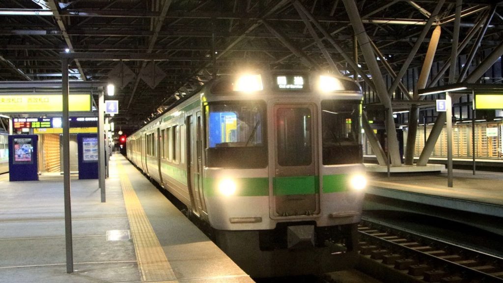 〔4K UHD||dc〕JR北海道・函館本線：旭川駅、721系/回送走行シーン。