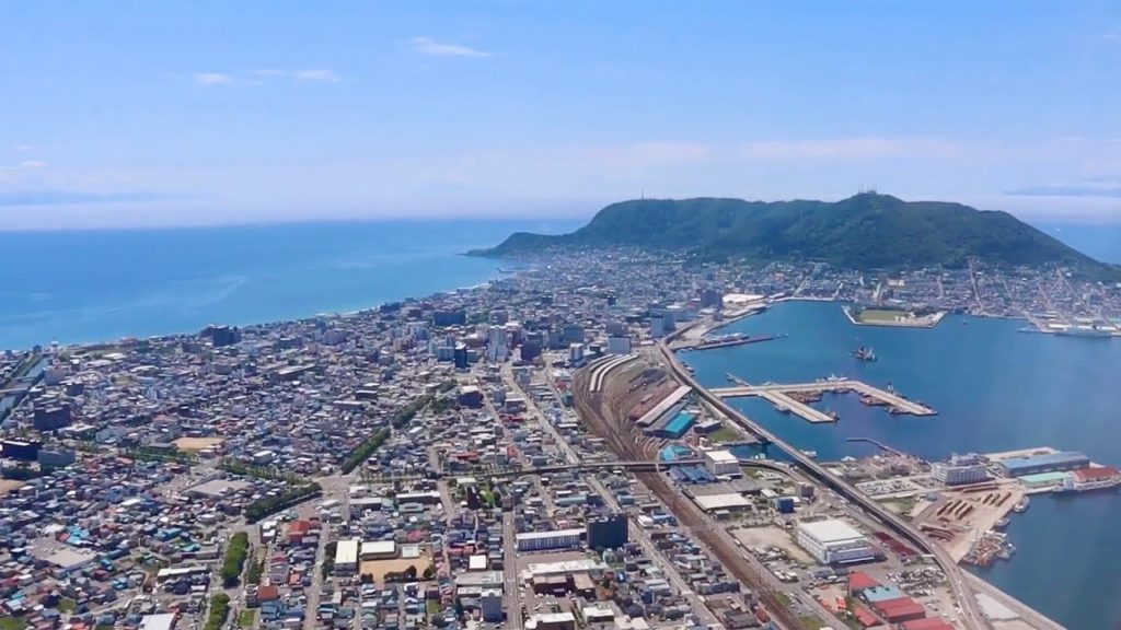 【函館空港着陸】夜景も驚く最高の景色『北海道#03』飛行機から眺める天気に恵まれた幸運 函館観光 【函館空港着陸】夜景も驚く最高の景色『北海道#03』飛行機から眺める天気に恵まれた幸運 函館観光
