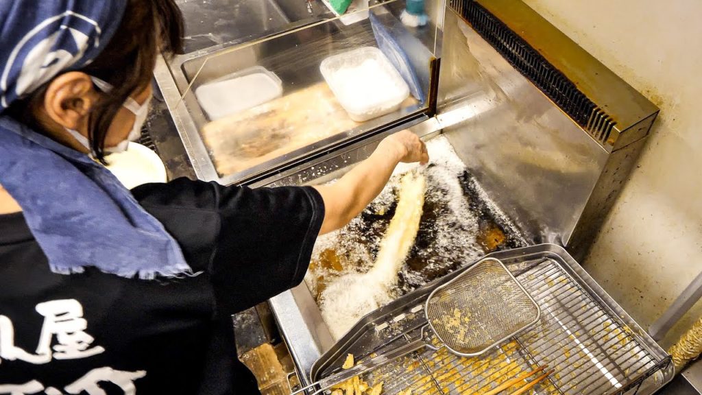 福岡で抜群の知名度を誇る有名うどん店のビックリ天ぷらと日本最高峰のたこ焼丨Japanese noodle udon soba 福岡で抜群の知名度を誇る有名うどん店のビックリ天ぷらと日本最高峰のたこ焼丨Japanese noodle udon soba