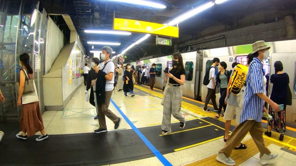 土曜日の渋谷駅構内を散策!(Japan Walking around Shibuya Station) 土曜日の渋谷駅構内を散策!(Japan Walking around Shibuya Station)