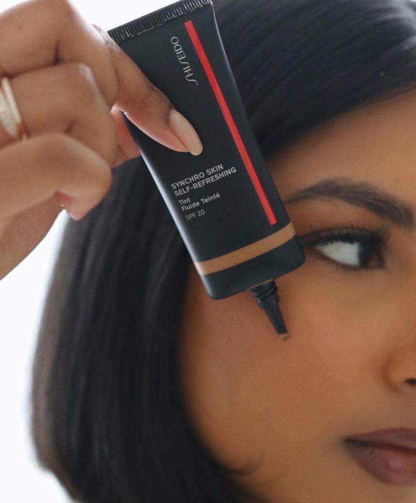 SHISEIDO: File under: everyday essential. @noorieana says SYNCHRO SKIN SELF-REFRESHING Tin… File under: everyday essential. @noorieana says SYNCHRO SKIN SELF-REFRESHING Tin...