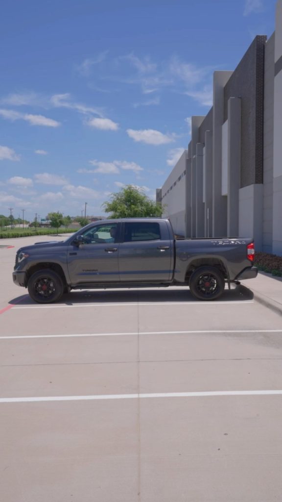 When you forget where you parked but it's right in front of you.  #Tundra #LetsG...