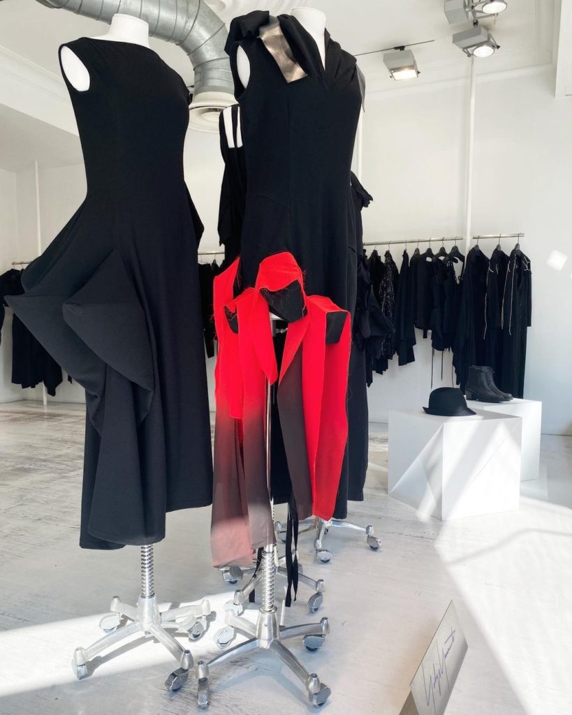 Yohji Yamamoto: NEW AW21-22 COLLECTION IN OUR PARIS AND LONDON STORES Yohji Yamamoto womenswear… NEW AW21-22 COLLECTION IN OUR PARIS AND LONDON STORES Yohji Yamamoto womenswear...