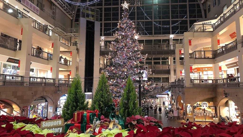 【4K】2021 日本 北海道 札幌 中央区 サッポロファクトリー 館内の散策とジャンボクリスマスツリーを観賞【Binaural Audio】 【4K】2021 日本 北海道 札幌 中央区 サッポロファクトリー 館内の散策とジャンボクリスマスツリーを観賞【Binaural Audio】