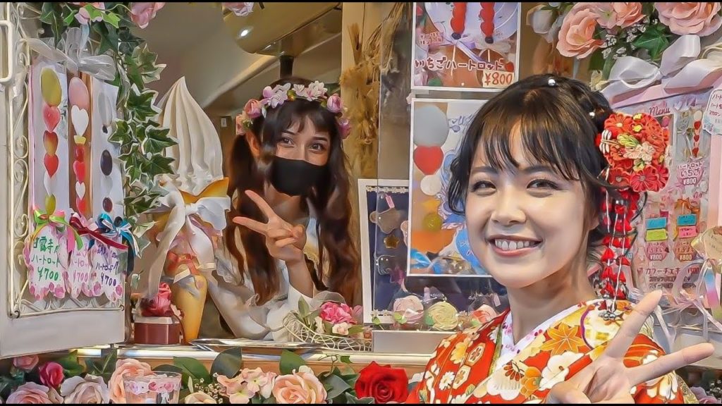 Amusing Day In Tokyo With  Charming Japanese Girl