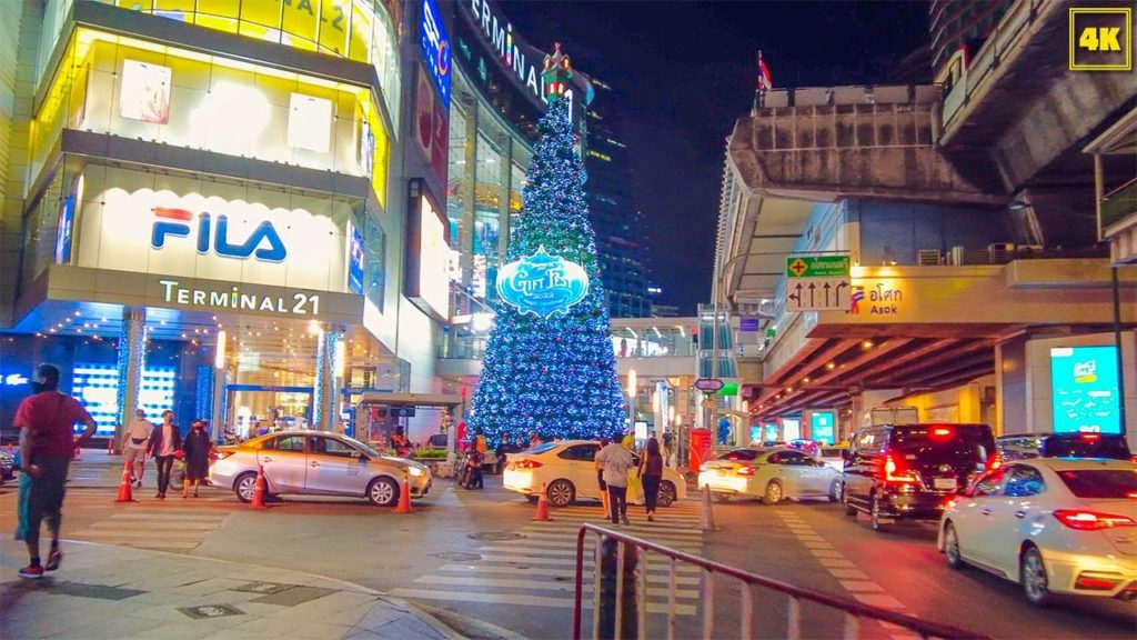 Take a relaxing walk ASOK (BANGKOK) at night.(November 2021)