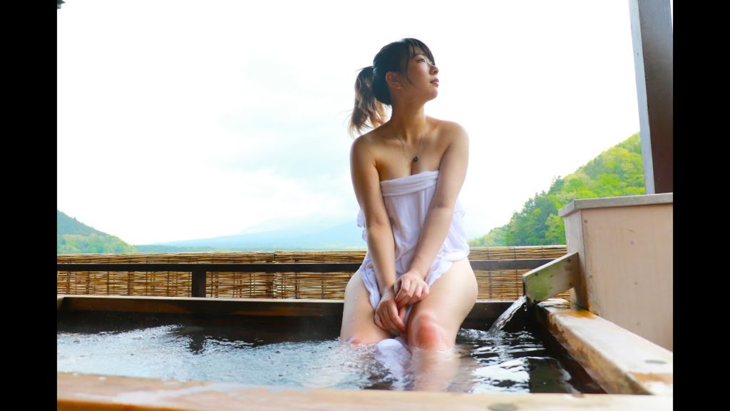 温泉女子旅。絶景の富士山と精進湖を独占できちゃう。貸切露天風呂でデートなんかいいな。『山田屋ホテルさん』hotspring 温泉女子旅。絶景の富士山と精進湖を独占できちゃう。貸切露天風呂でデートなんかいいな。『山田屋ホテルさん』hotspring