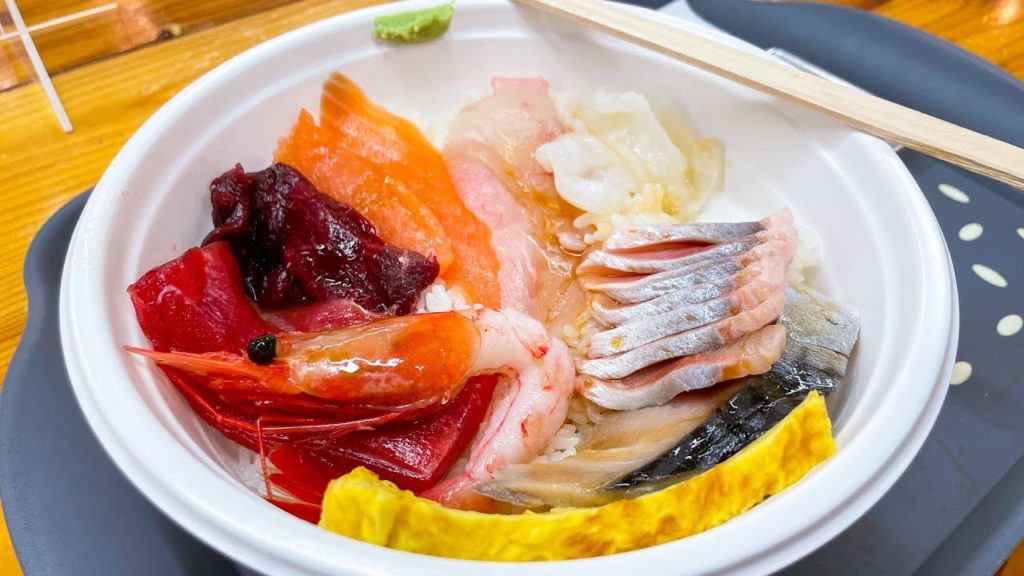 Where to get the best seafood !  Journey around Hokkaido Road Trip Day 2