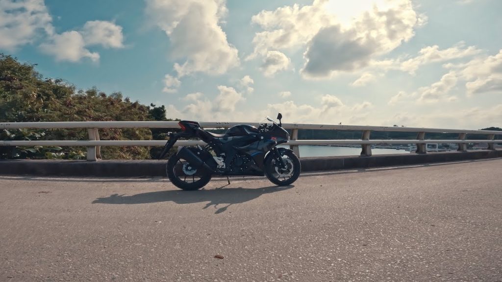 Exploring Okinawa on a Suzuki 125. (#1) 1600km away from tokyo - Motorcycle Solo trip 4K Japan