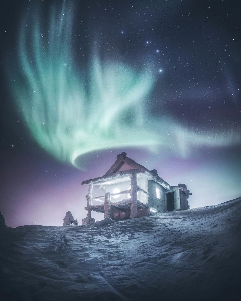 .
一生に一度は見てみたい極北の美しい #オーロラ 
#WorldlyNovember

Hope to see the beautiful Northern ...