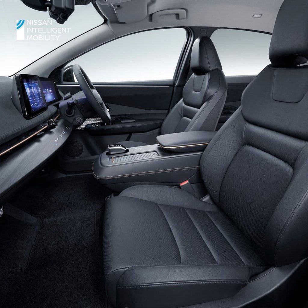 Comfort and style combined. #NissanARIYA #Nissan...