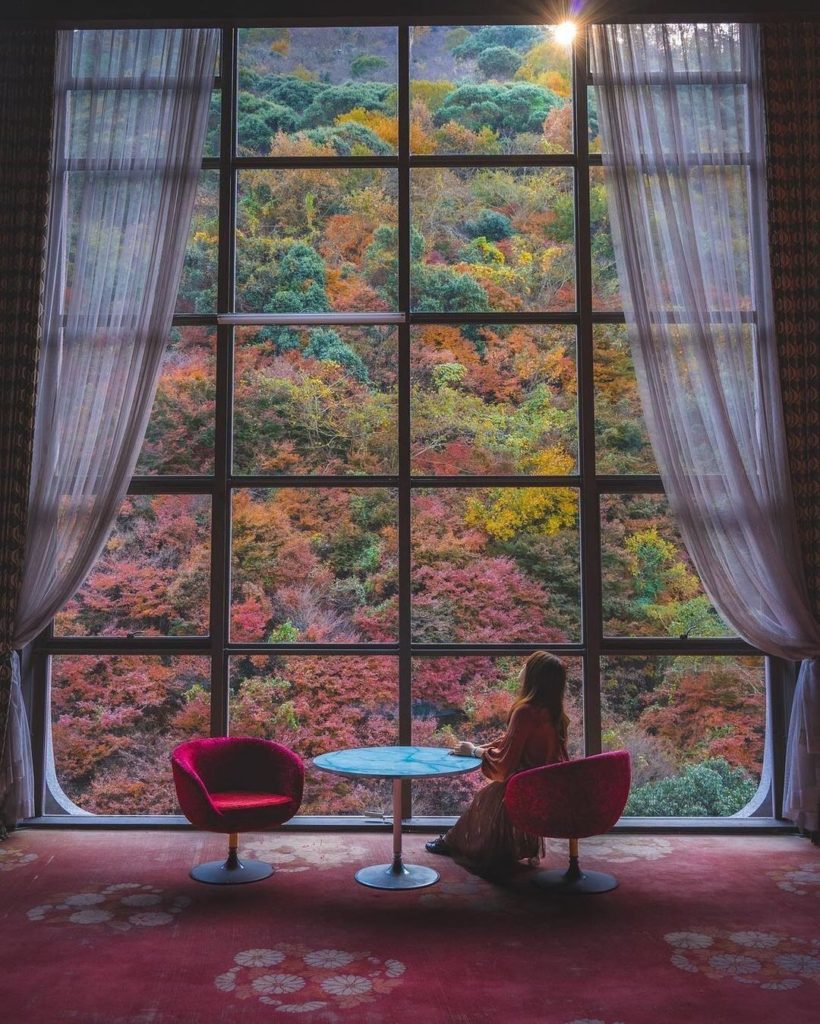 The floor-to-ceiling windows of the Okudogo Ichiyunomori lobby offers unobscured...