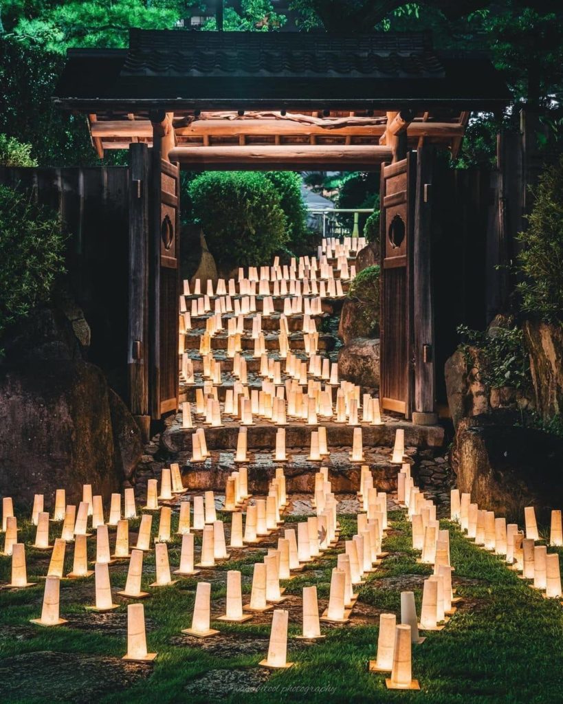 Japan Travel: Let light guide your way Locations and photographers: Sorakuen Garden, #Hy… Let light guide your way Locations and photographers: Sorakuen Garden, #Hy...