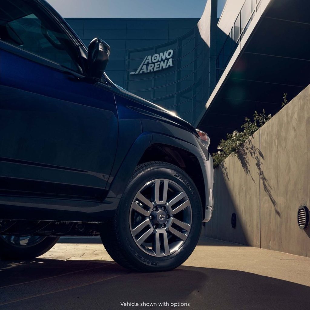 Now entering the arena... #4Runner #LetsGoPlaces...