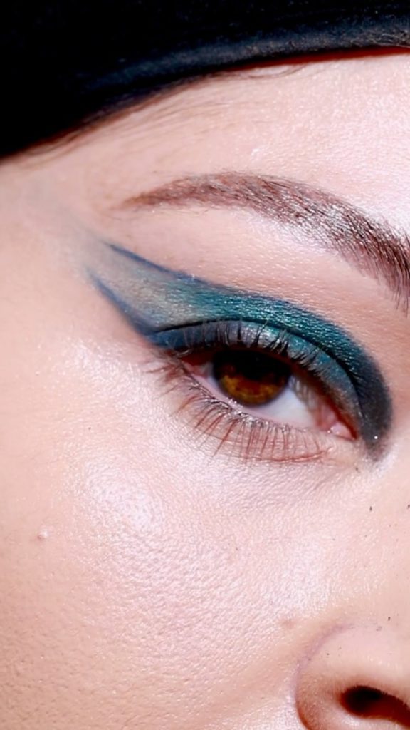 File under: holiday shimmer. Recreate this eye-catching look by @anagrace__  wit...