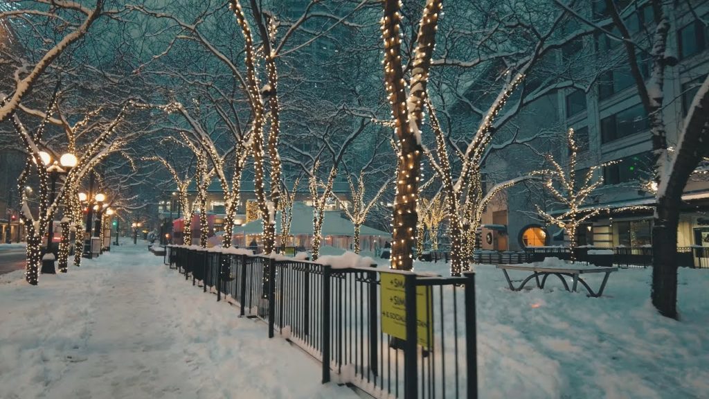 Seattle 6AM Morning Snow Walk, Downtown to Space Needle Seattle 6AM Morning Snow Walk, Downtown to Space Needle