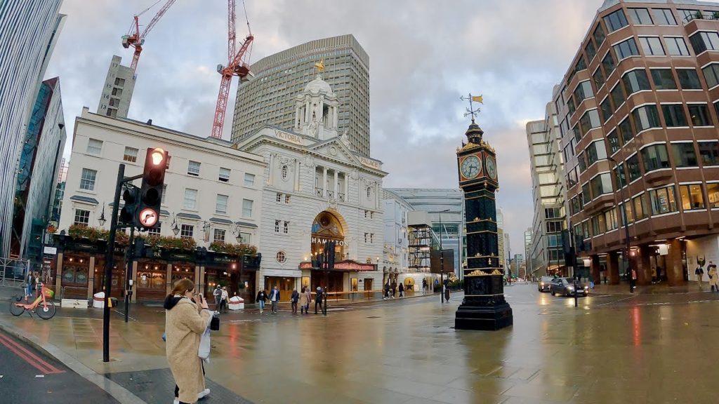 London π Christmas 2021 walk  | The Royal Mews, VICTORIA Station to Belgravia | 4K London π Christmas 2021 walk  | The Royal Mews, VICTORIA Station to Belgravia | 4K